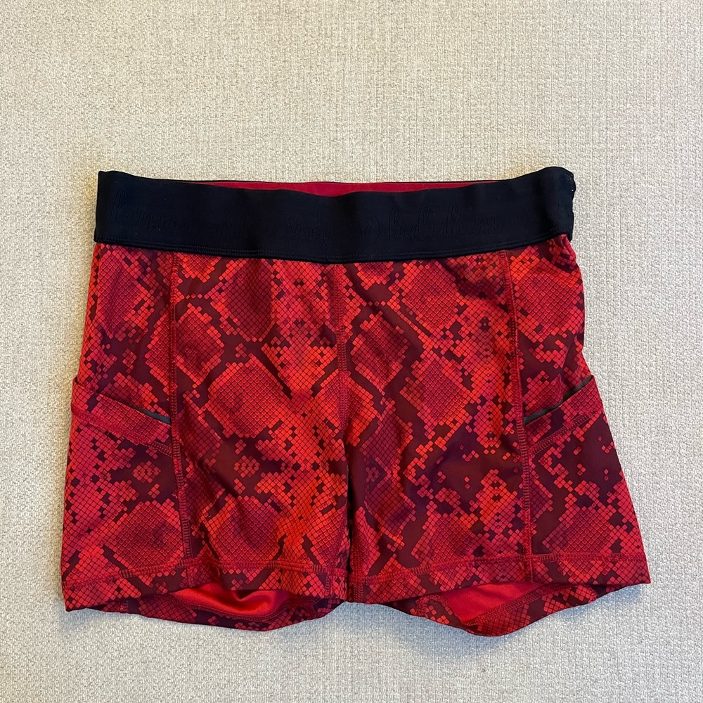Lululemon yoga shorts